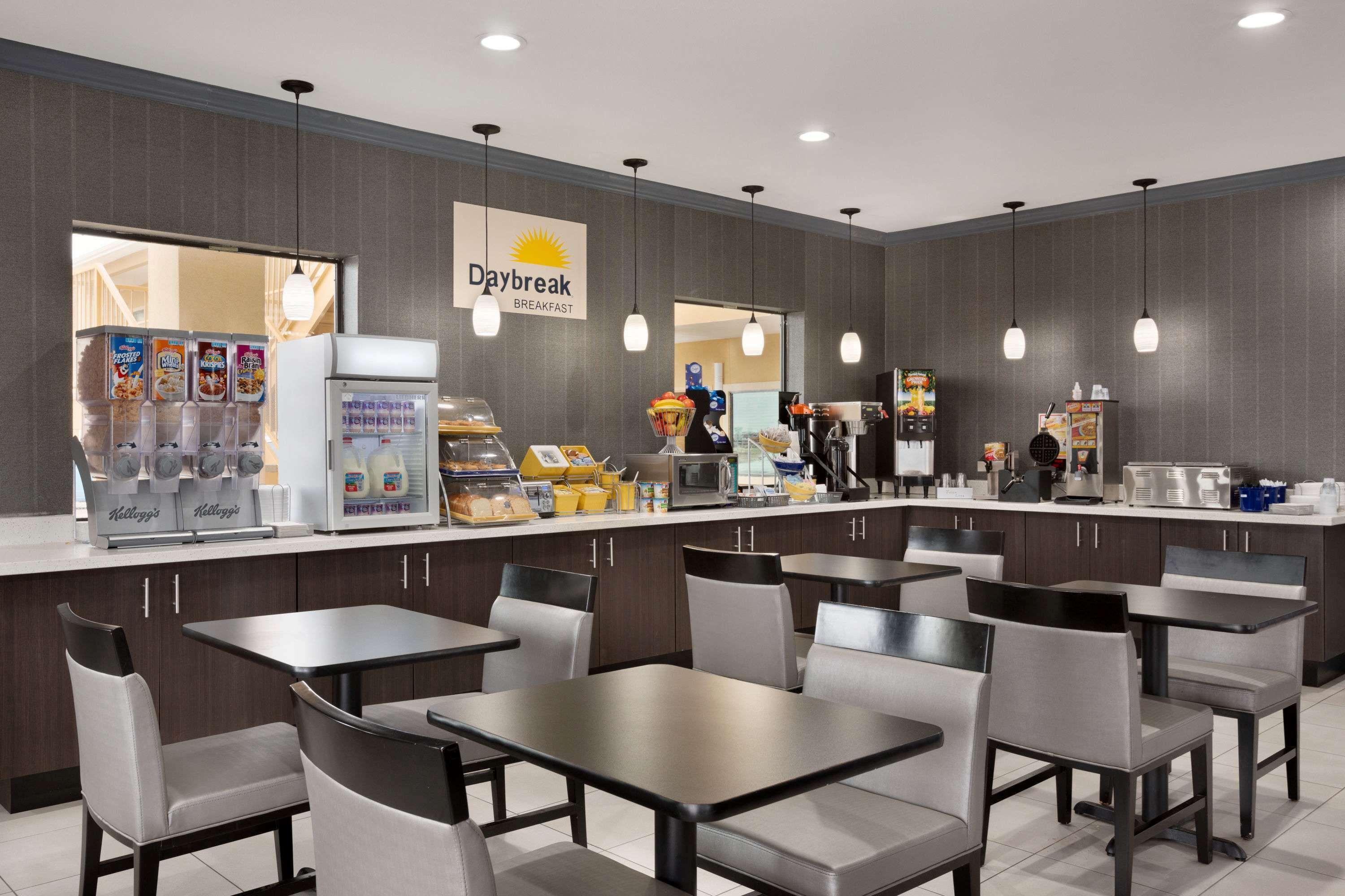 Days Inn By Wyndham Odessa Exterior foto